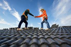 Best Roof Maintenance and Cleaning  in Orono, MN